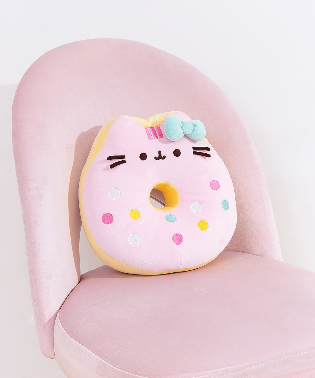 Hello Kitty? x Pusheen? Donut Plush - Image 4