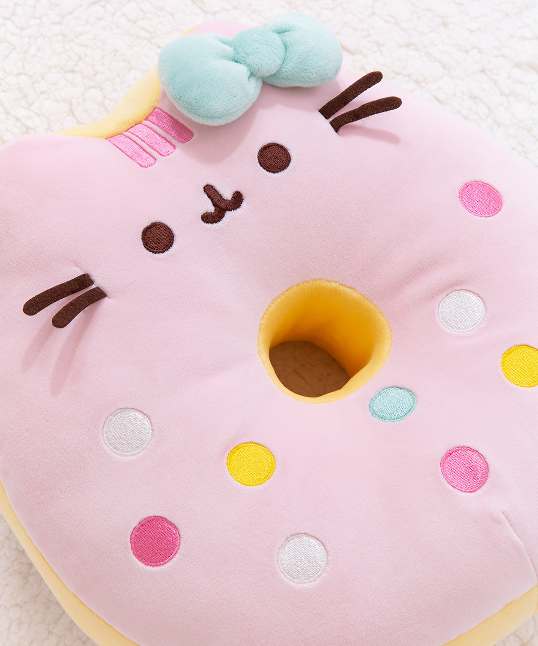 Hello Kitty? x Pusheen? Donut Plush - Image 6