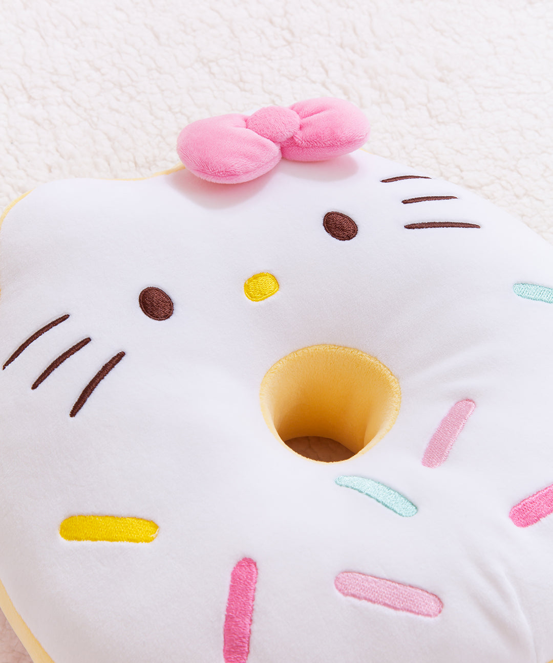 Hello Kitty? x Pusheen? Donut Plush - Image 7