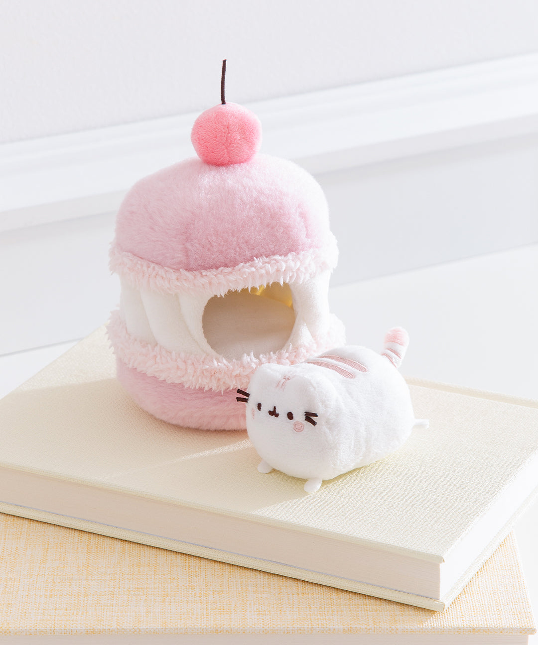 Pusheen Sweets Cherry Macaron Plush 2-pc Environment - US 4110