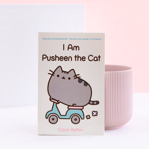 I Am Pusheen the Cat Paperback - US 3769