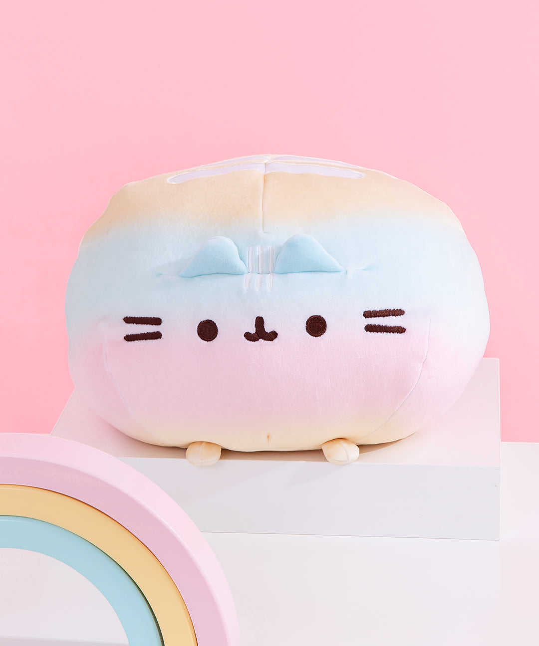 Rainbow Round Squisheen Plush - US 8598